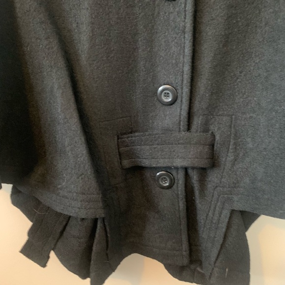 NWOT / Cape Coat / Red / 45% Wool - Picture 8 of 14